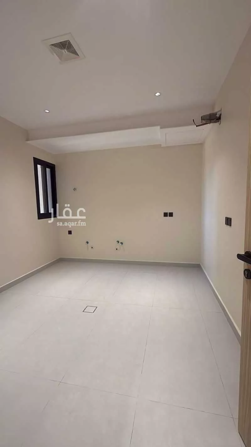 4 bedroom apartment in Hajar, Eastern Province 4