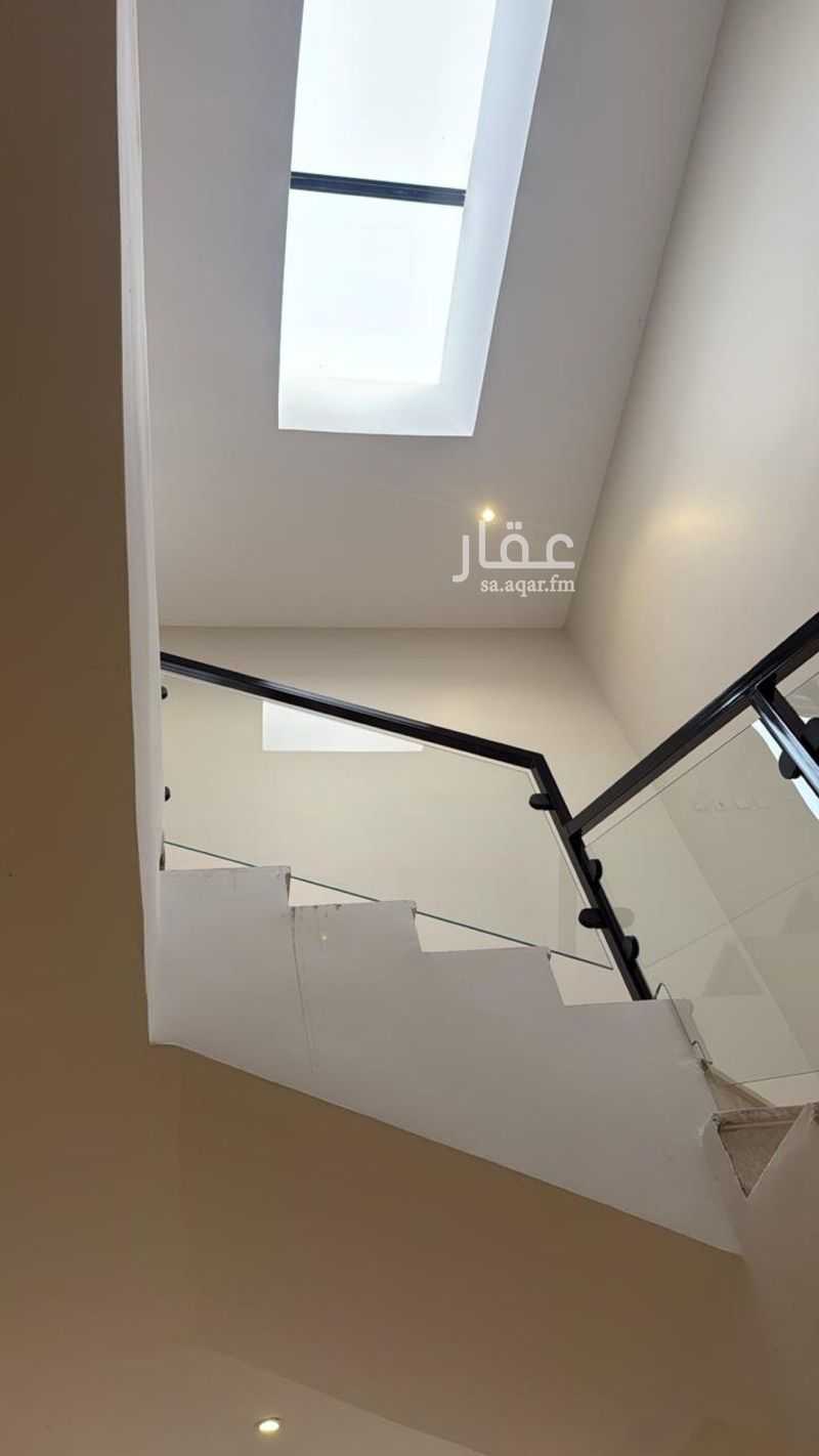 8 bedroom villa in Al Maseef, Eastern Province 18