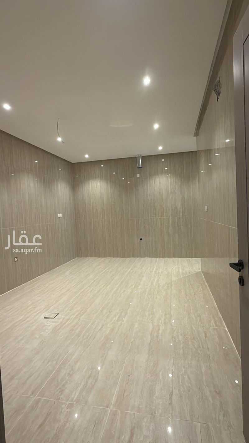 8 bedroom villa in Al Maseef, Eastern Province 14