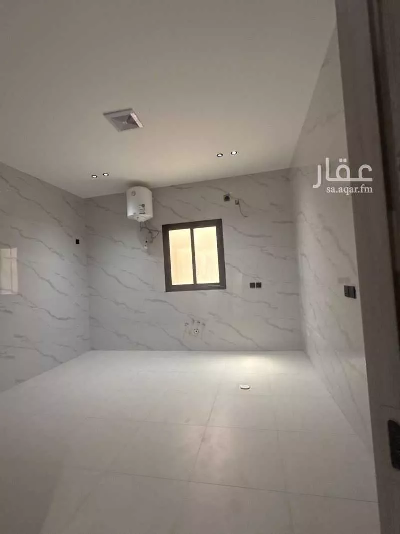 7 bedroom apartment in Uhud 4