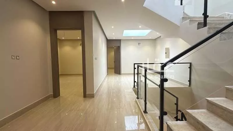 8 bedroom villa in Dahiat King Fahd 3