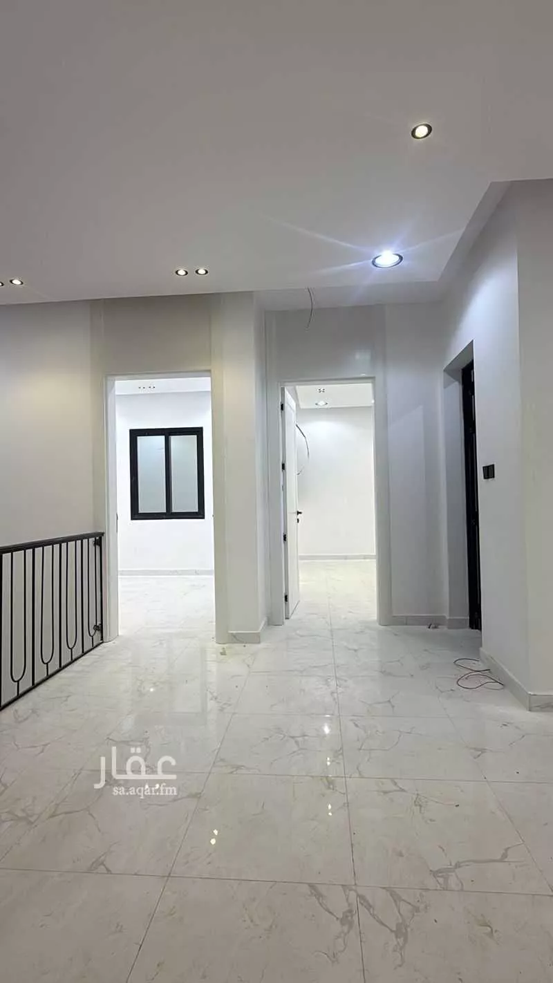 فيلا 7 غرف في ضاحية الملك فهد 5