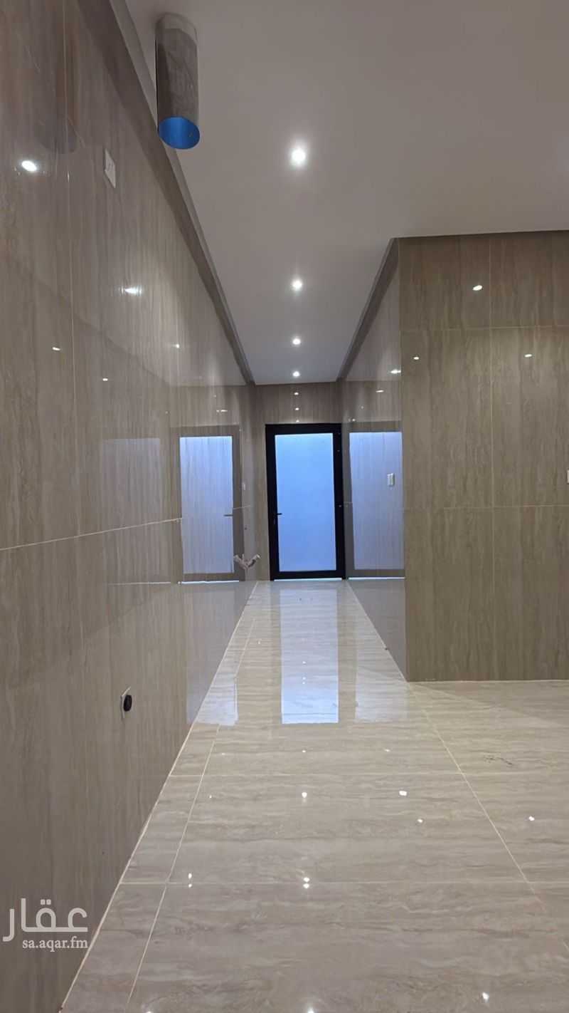 8 bedroom villa in Al Maseef, Eastern Province 17