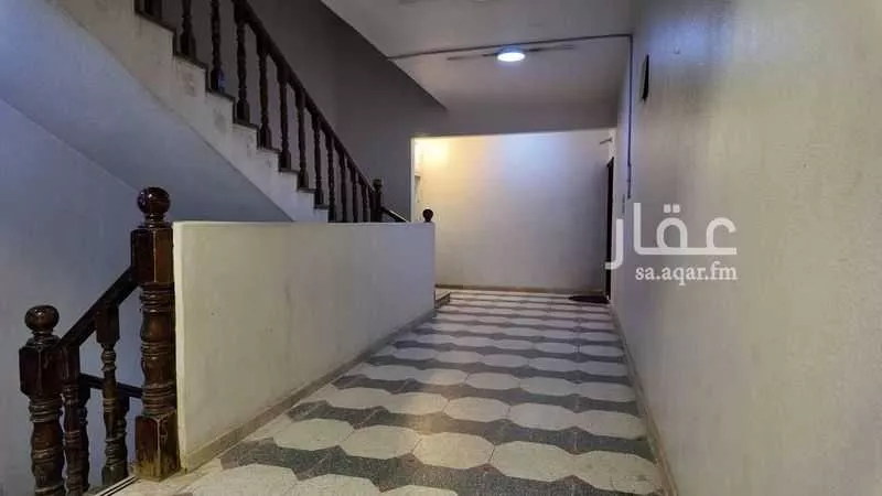 عمارة 840 م² في المصيف 4