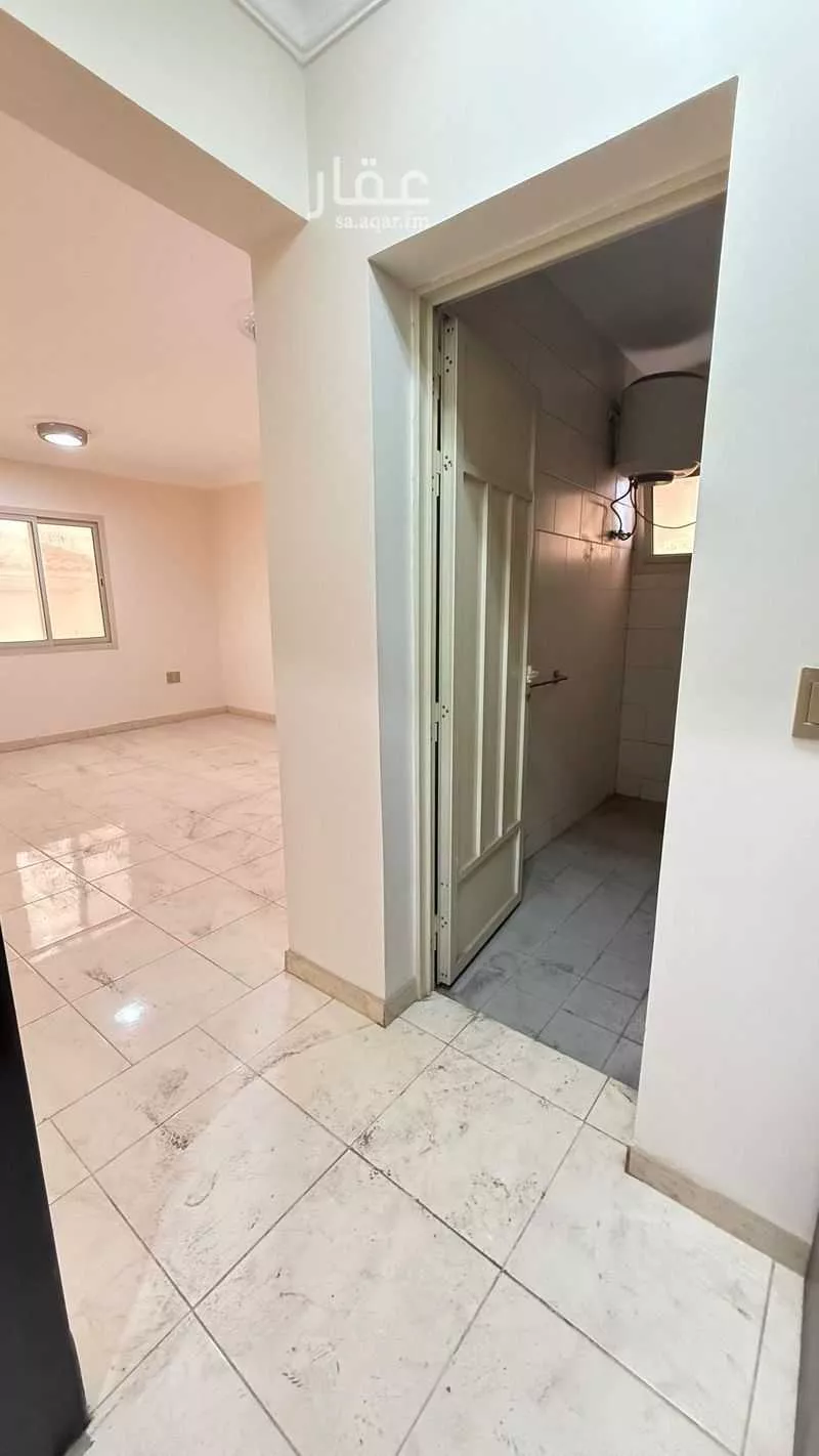 شقة 7 غرف في الحمرا 2