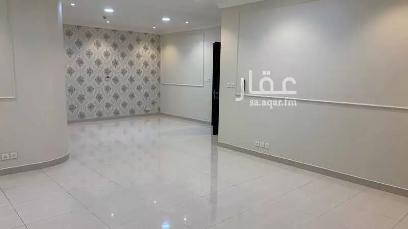 شقة 4 غرف في الحمرا 5