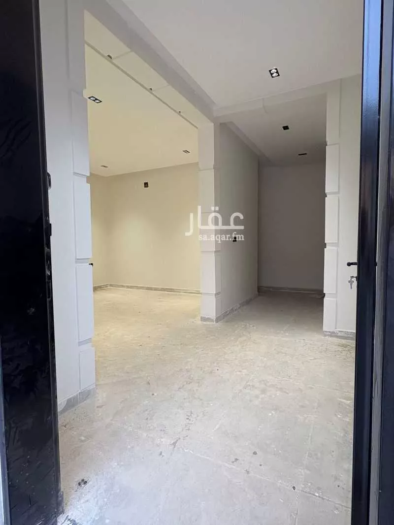 فيلا 5 غرف في الخليج 3