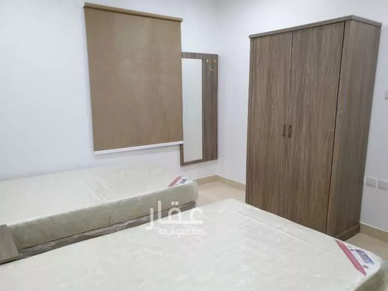 عمارة 2400 م² في الفرسان 4