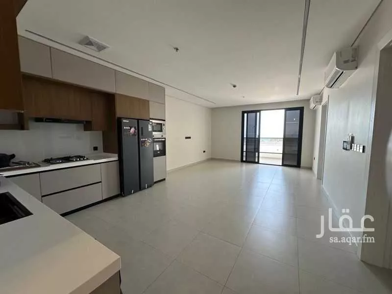 شقة 3 غرف في البحر 4