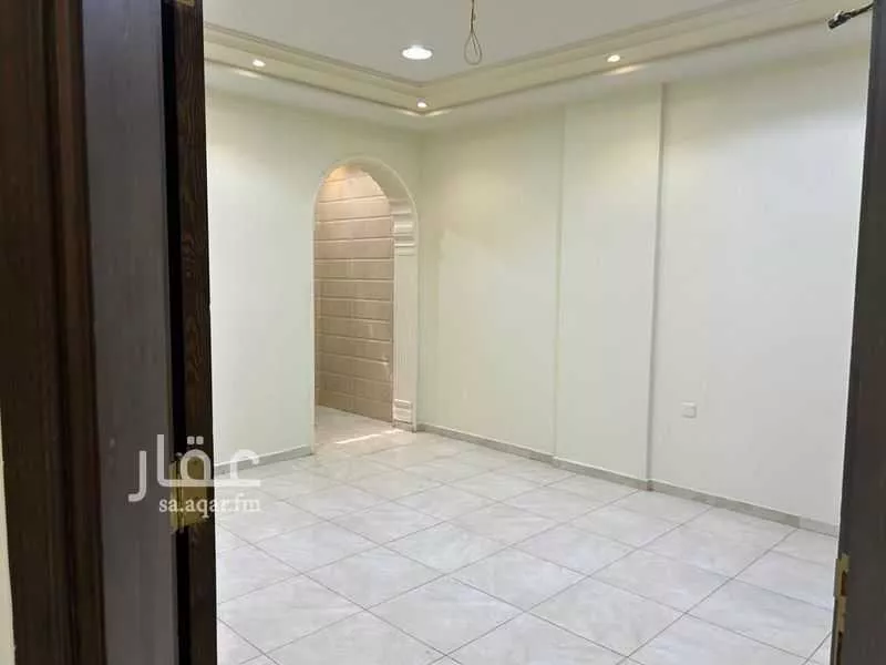 عمارة 898 م² في ابرق الرغامة 4