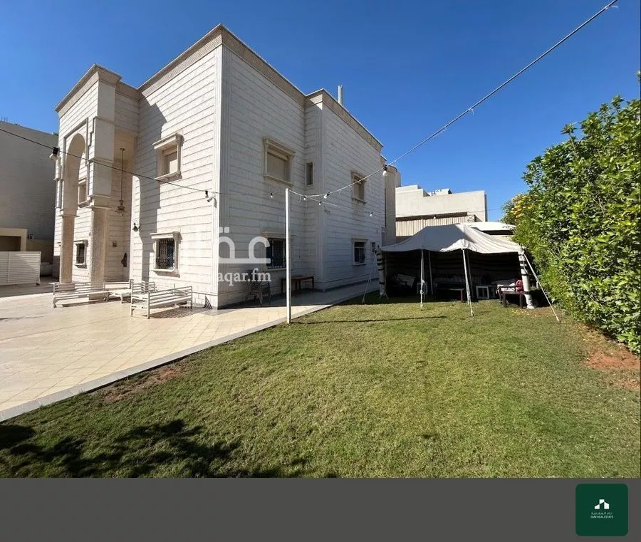5 bedroom villa in King Fahd, Riyadh 6