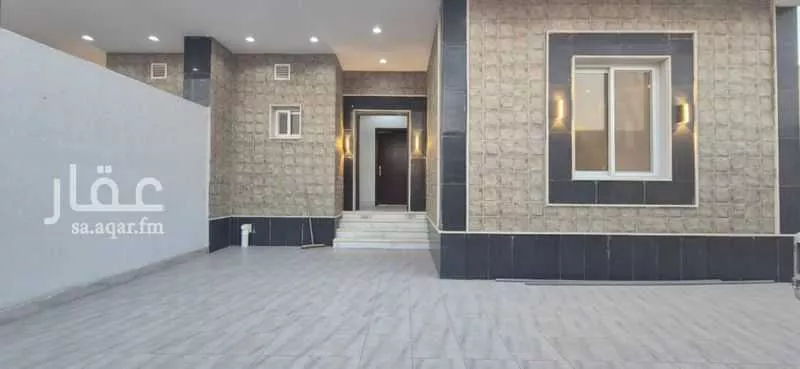 5 bedroom villa in Al Furusiyah 3