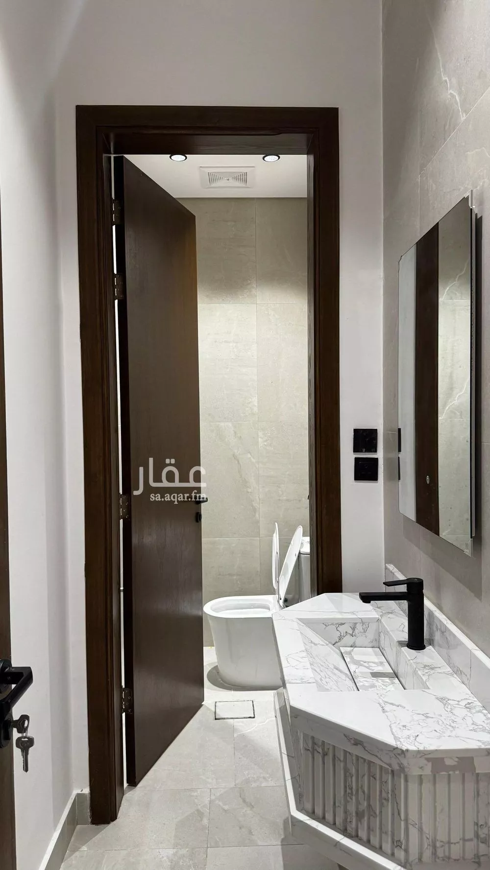 شقة 4 غرف في الزهراء 5