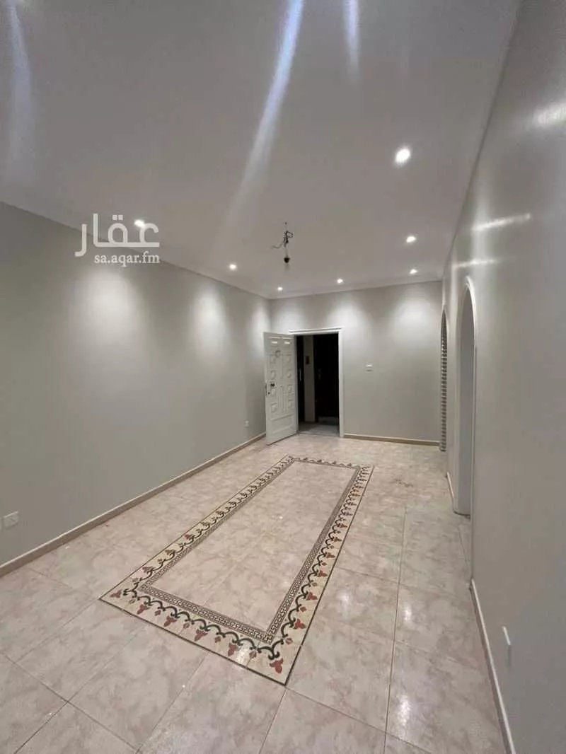 شقة 5 غرف في الصفا 3