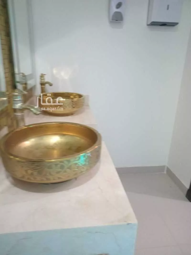 7 bedroom villa in Dhahrat Laban 1