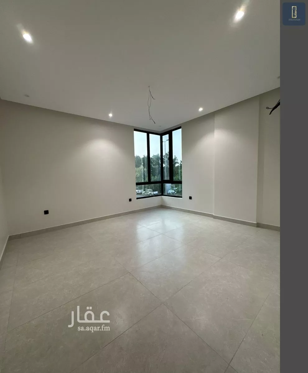 5 bedroom apartment in Al Safa 5