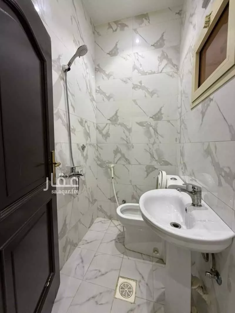 2 bedroom villa in Al Shiraa, Jeddah 4