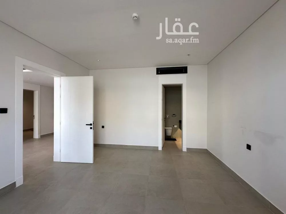 4 bedroom apartment in Al Qairawan, Riyadh 8