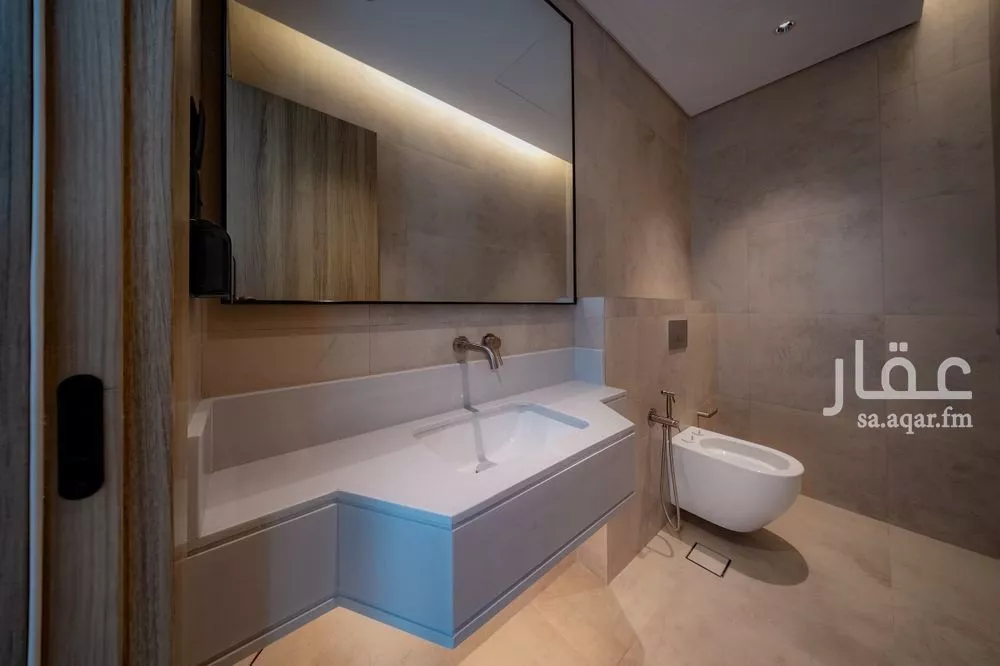 5 bedroom villa in Al Qairawan, Riyadh 5