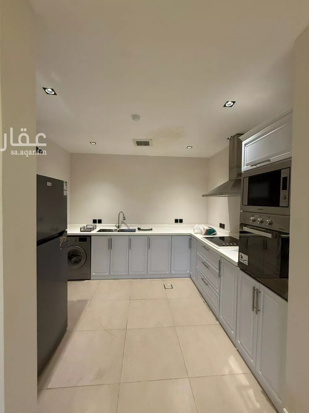 3 bedroom apartment in Al Rawabi, Riyadh 7