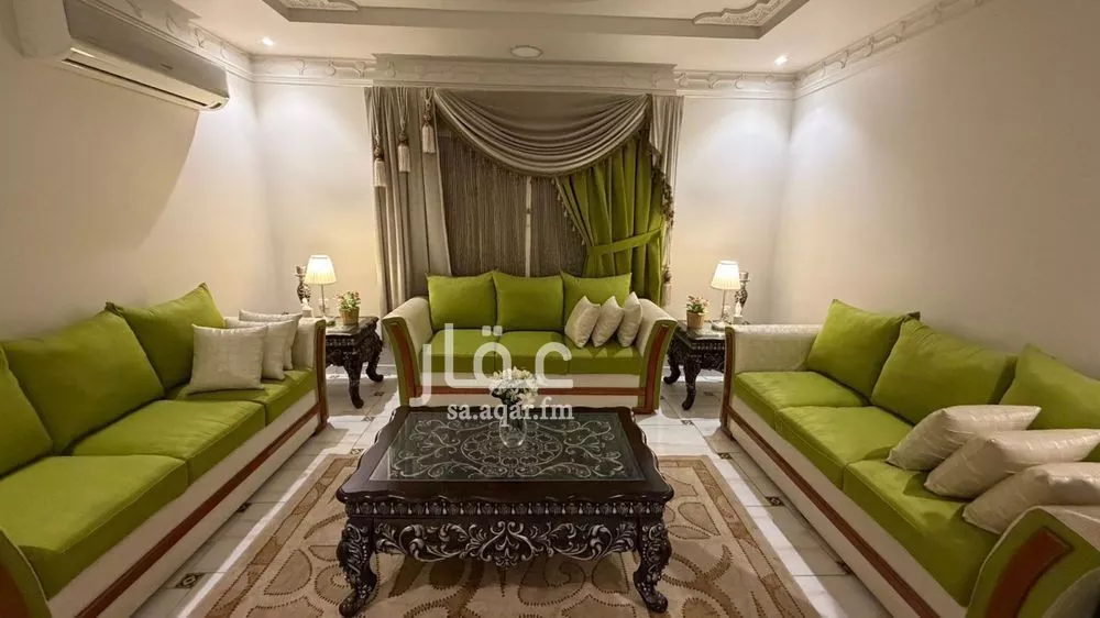 فيلا 5 غرف في اشبيلية 4