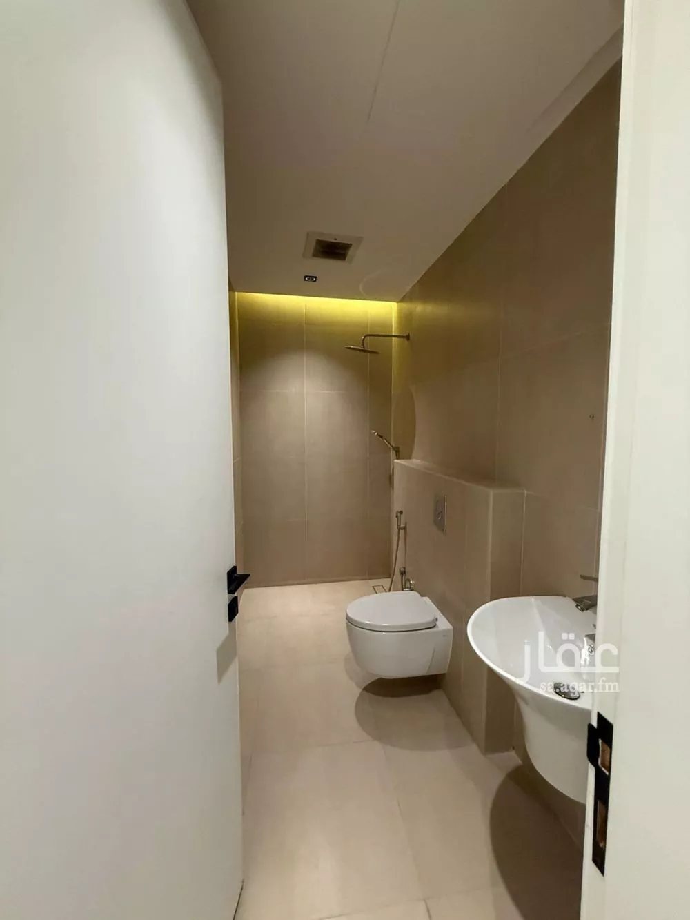 3 bedroom apartment in Al Rawabi, Riyadh 8