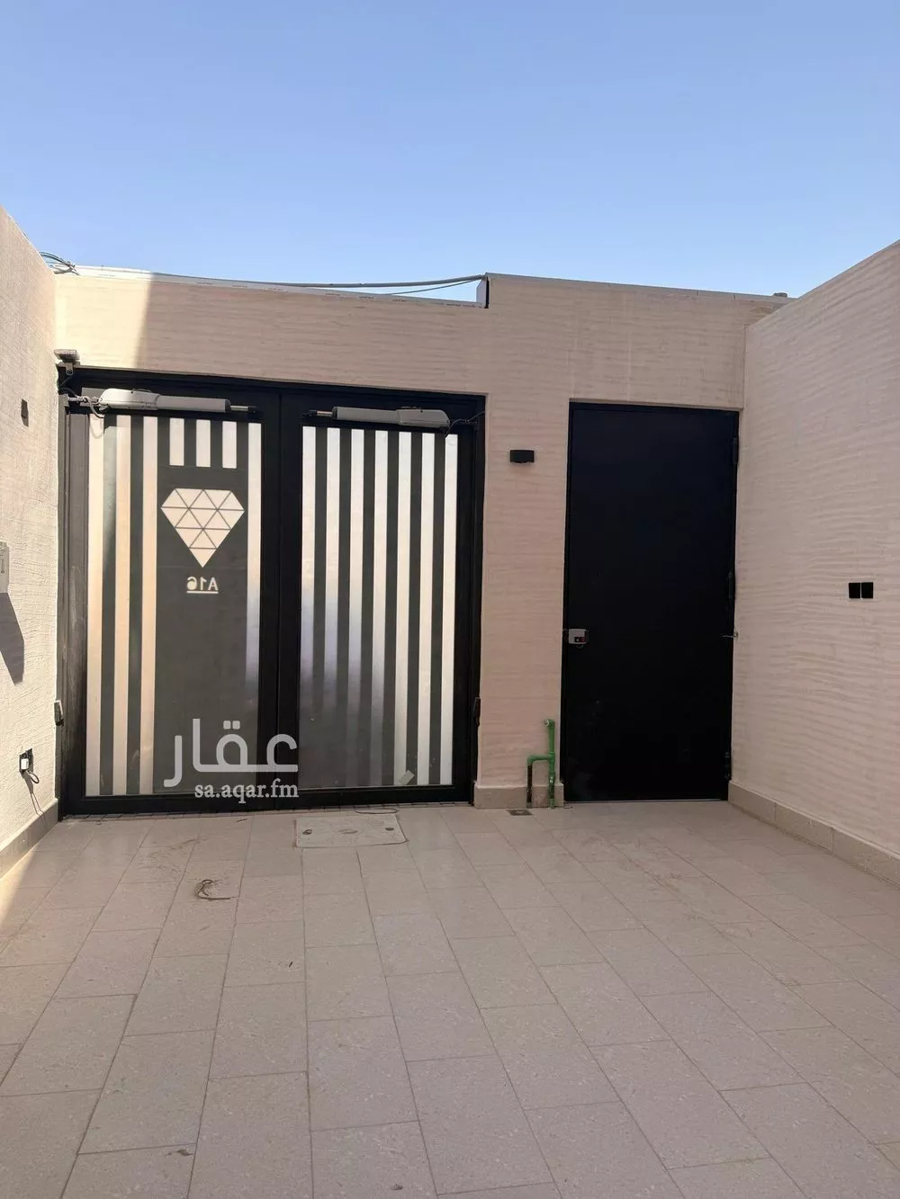 فيلا 5 غرف في الخليج 3