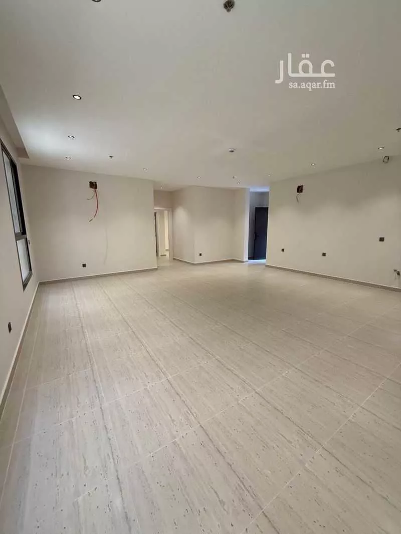 شقة 2 غرف في عرقة 3