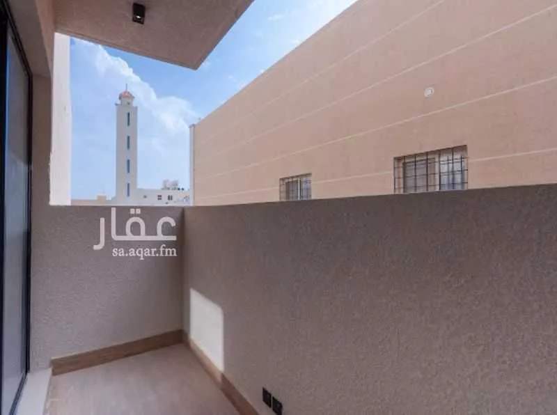 دور 3 غرف في العارض 3