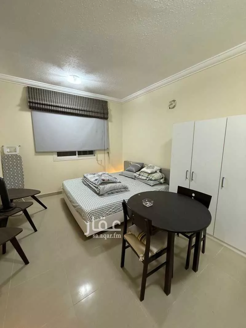 شقة 3 غرف في عرقة 5