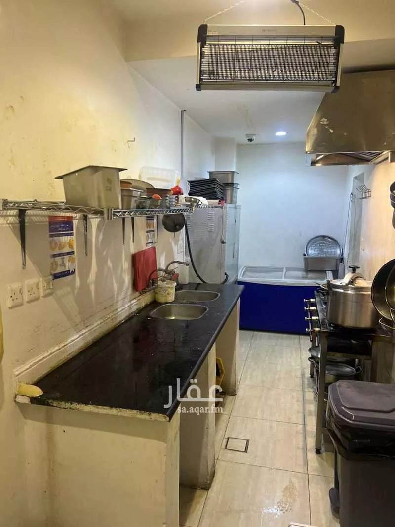 shop in Manfuhah, Riyadh 5