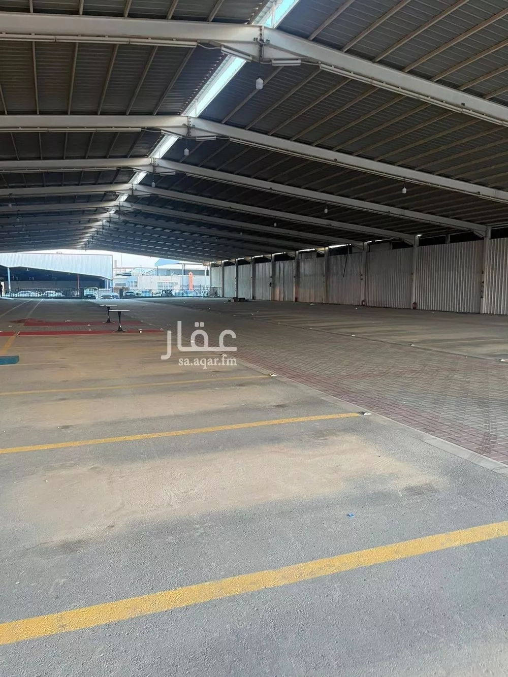 محل 2637 م² في المروة 3