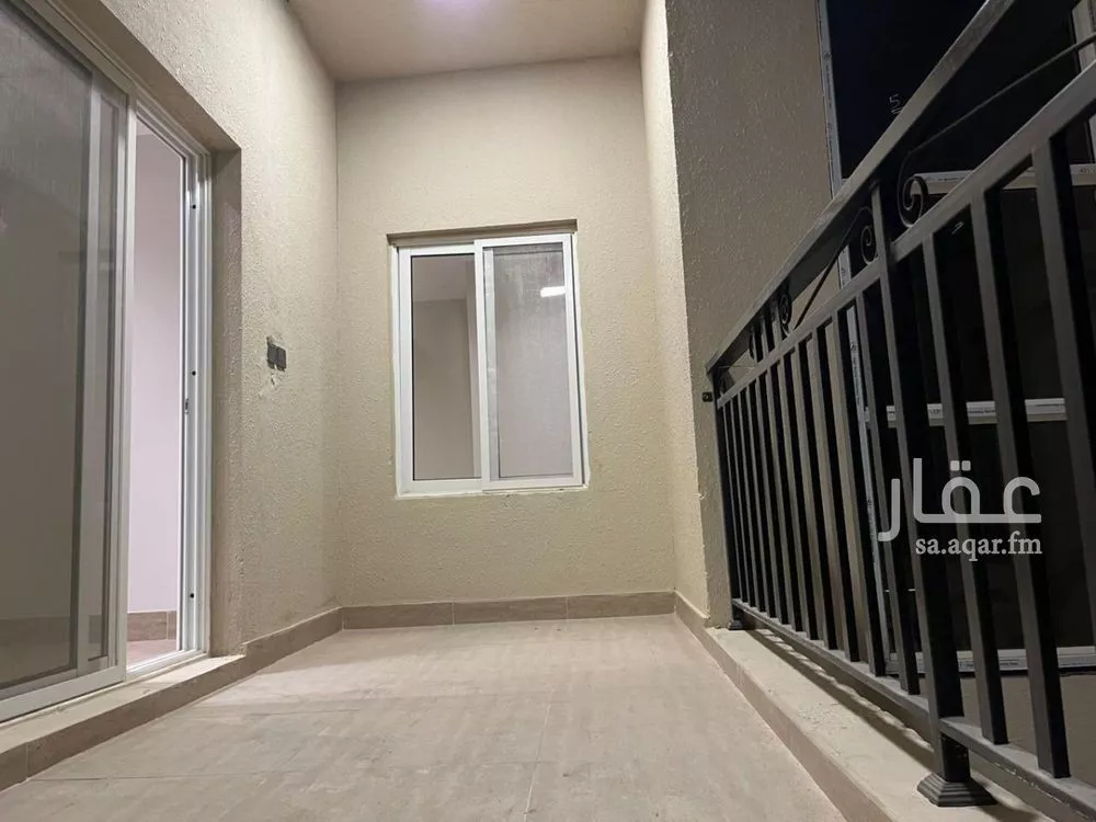 شقة 4 غرف في الحمرا 5