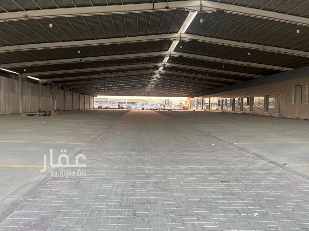 محل 2637 م² في المروة 4
