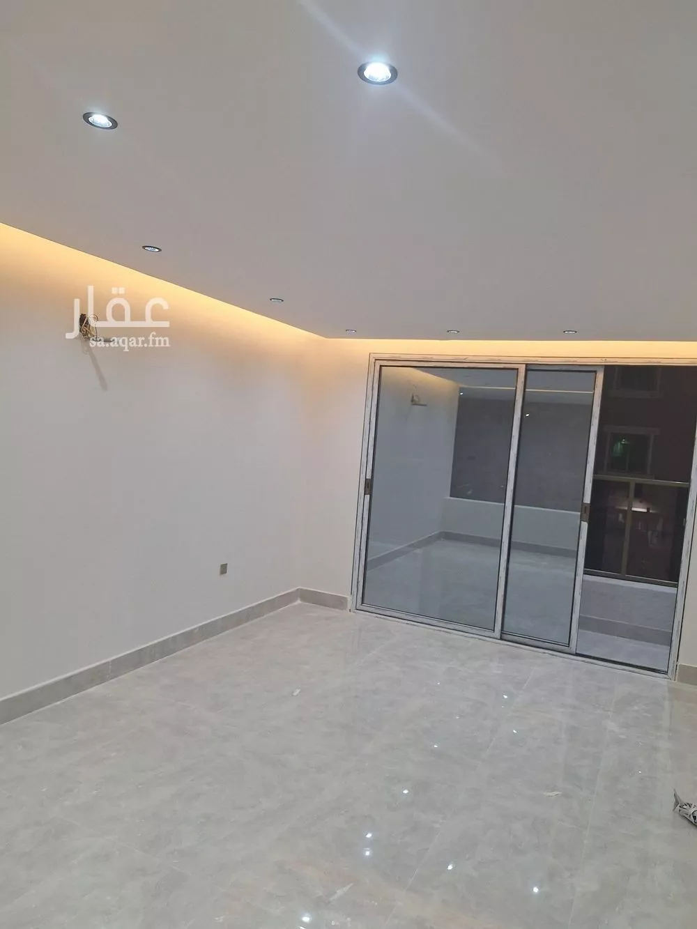 4 bedroom apartment in Dahiat King Fahd, Eastern Province 9