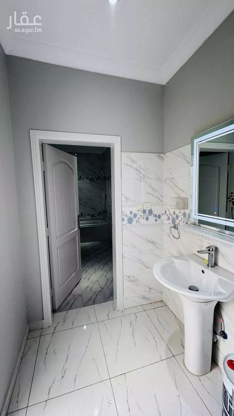 3 bedroom apartment in Ar Rayan, Jeddah 5