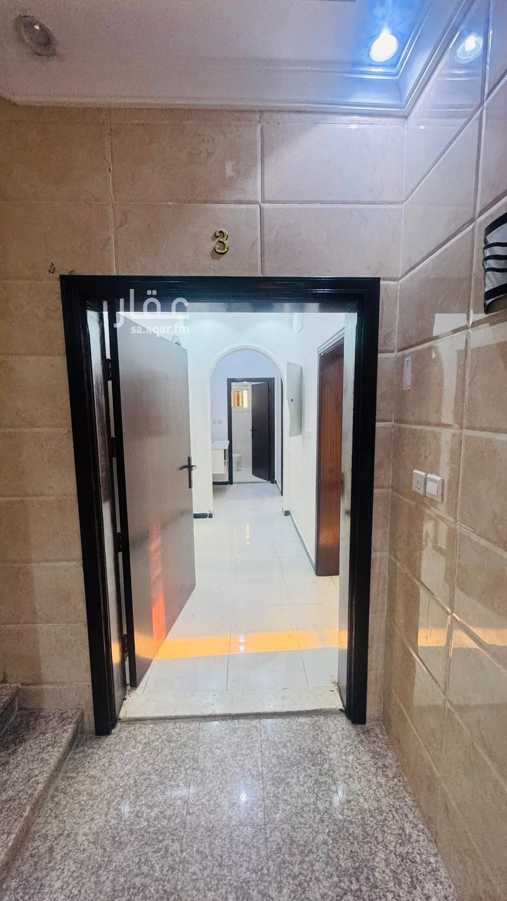 شقة 5 غرف في الريان 2