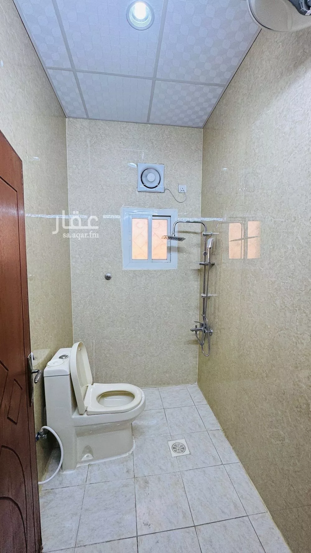 شقة 5 غرف في الريان 4