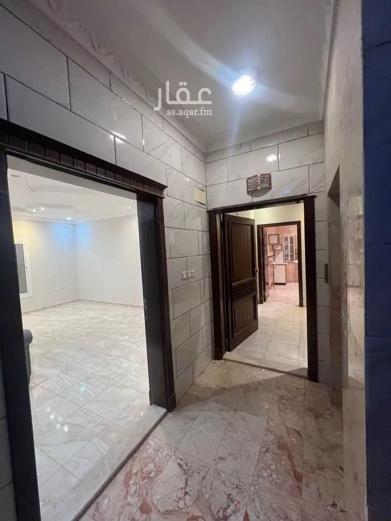 شقة 5 غرف في الريان 2