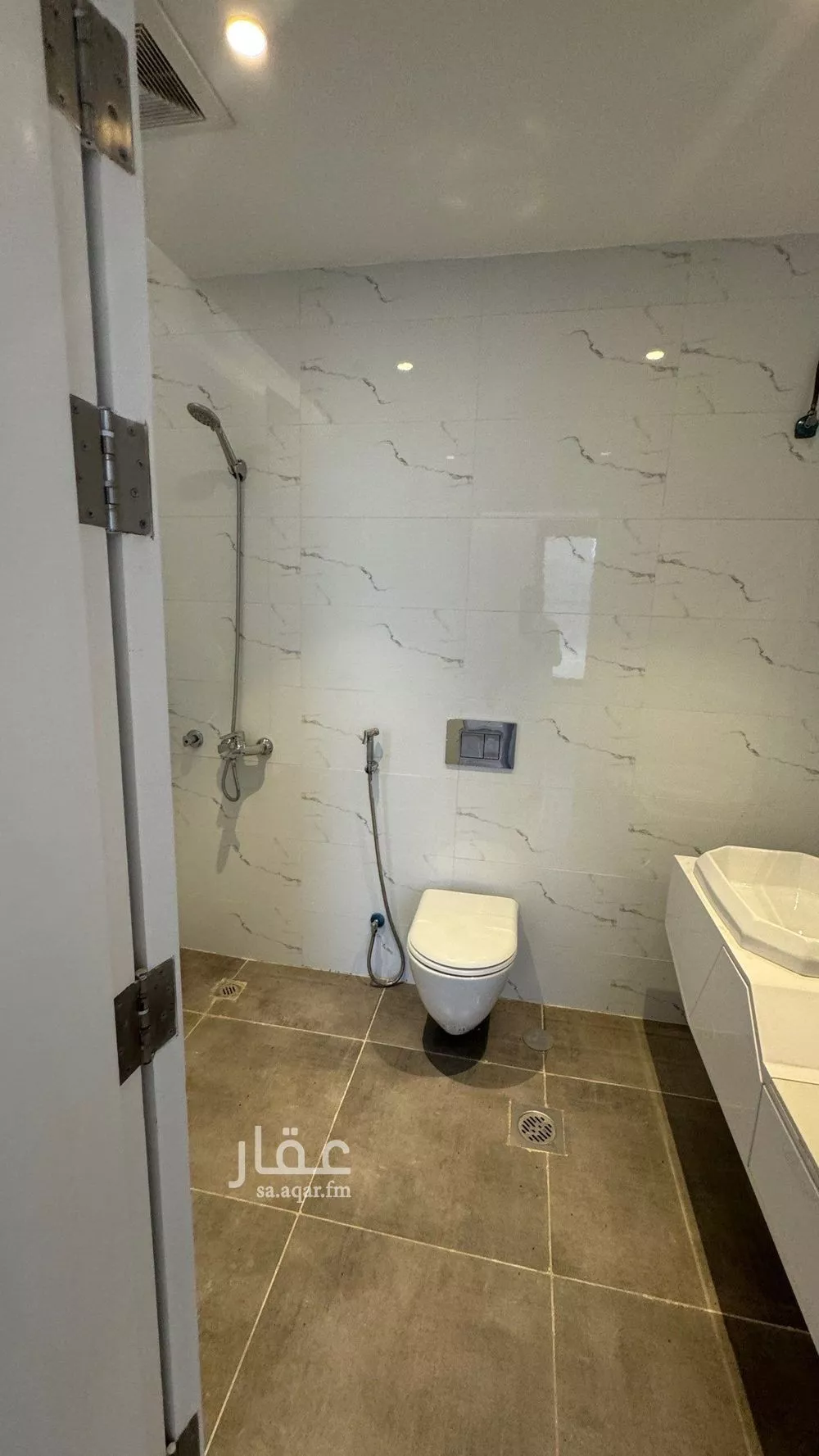 4 bedroom apartment in Bryman, Jeddah 18