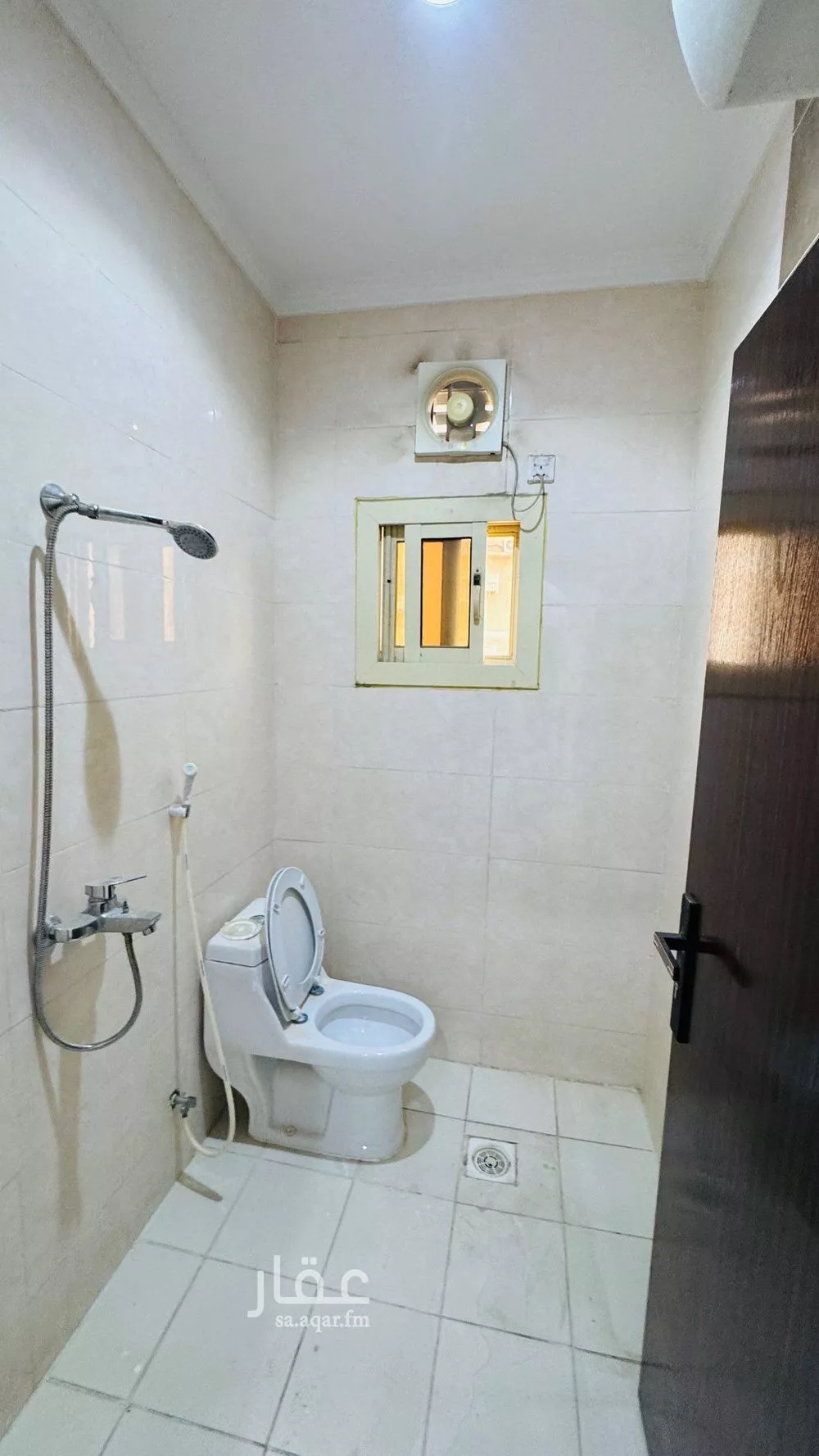 شقة 5 غرف في الريان 3