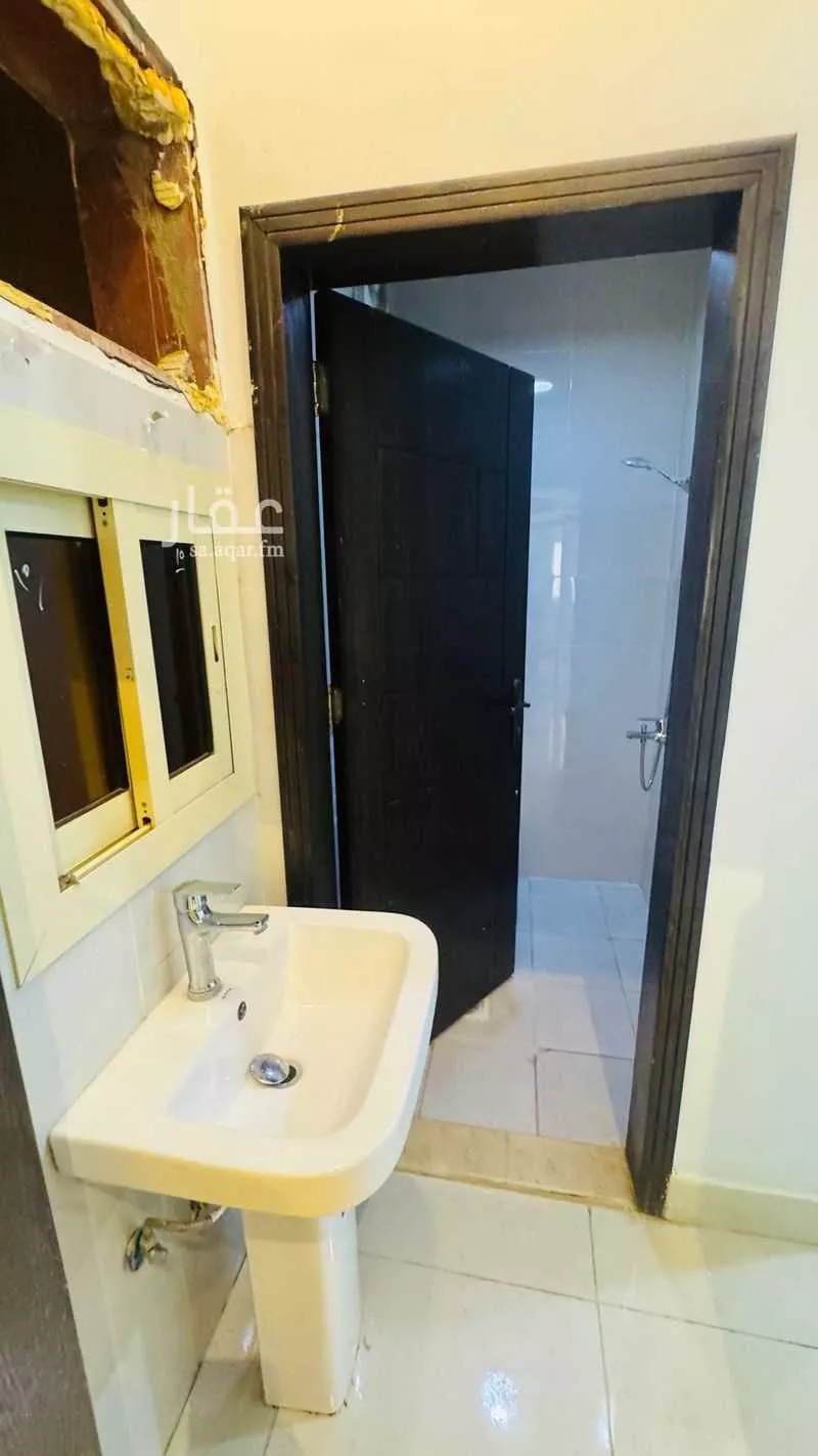 4 bedroom apartment in Ar Rayan, Jeddah 21