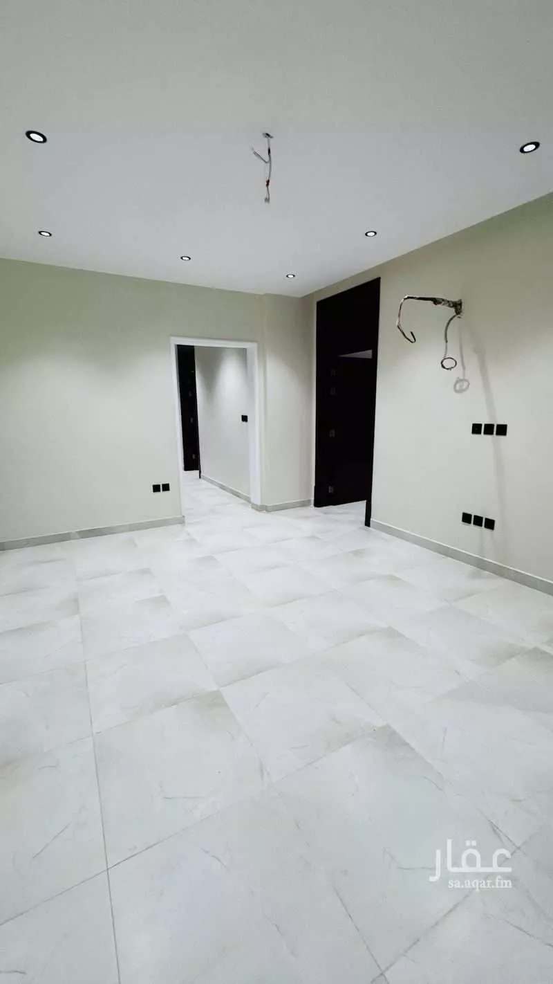 5 bedroom apartment in Ar Rayan, Jeddah 9