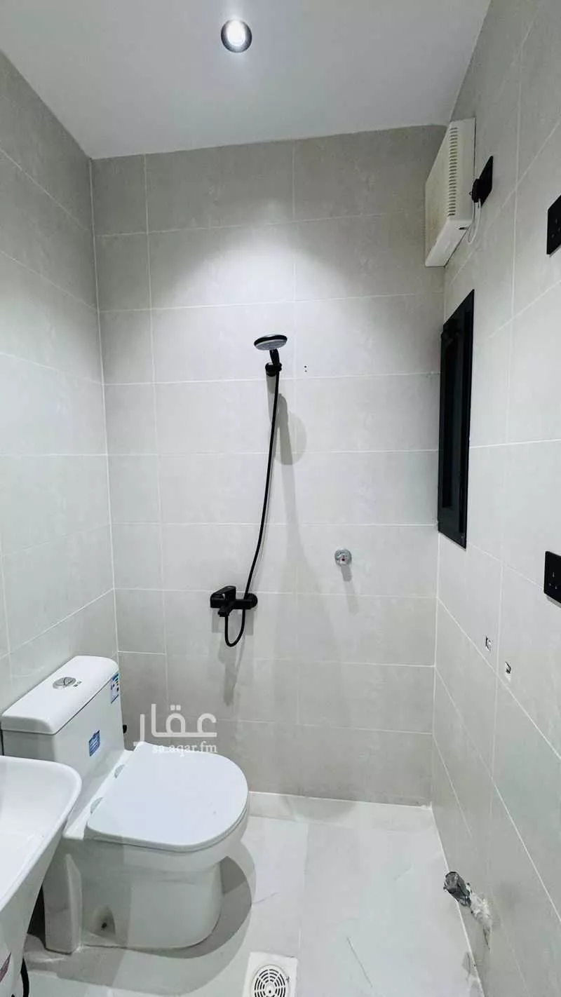 5 bedroom apartment in Ar Rayan, Jeddah 19