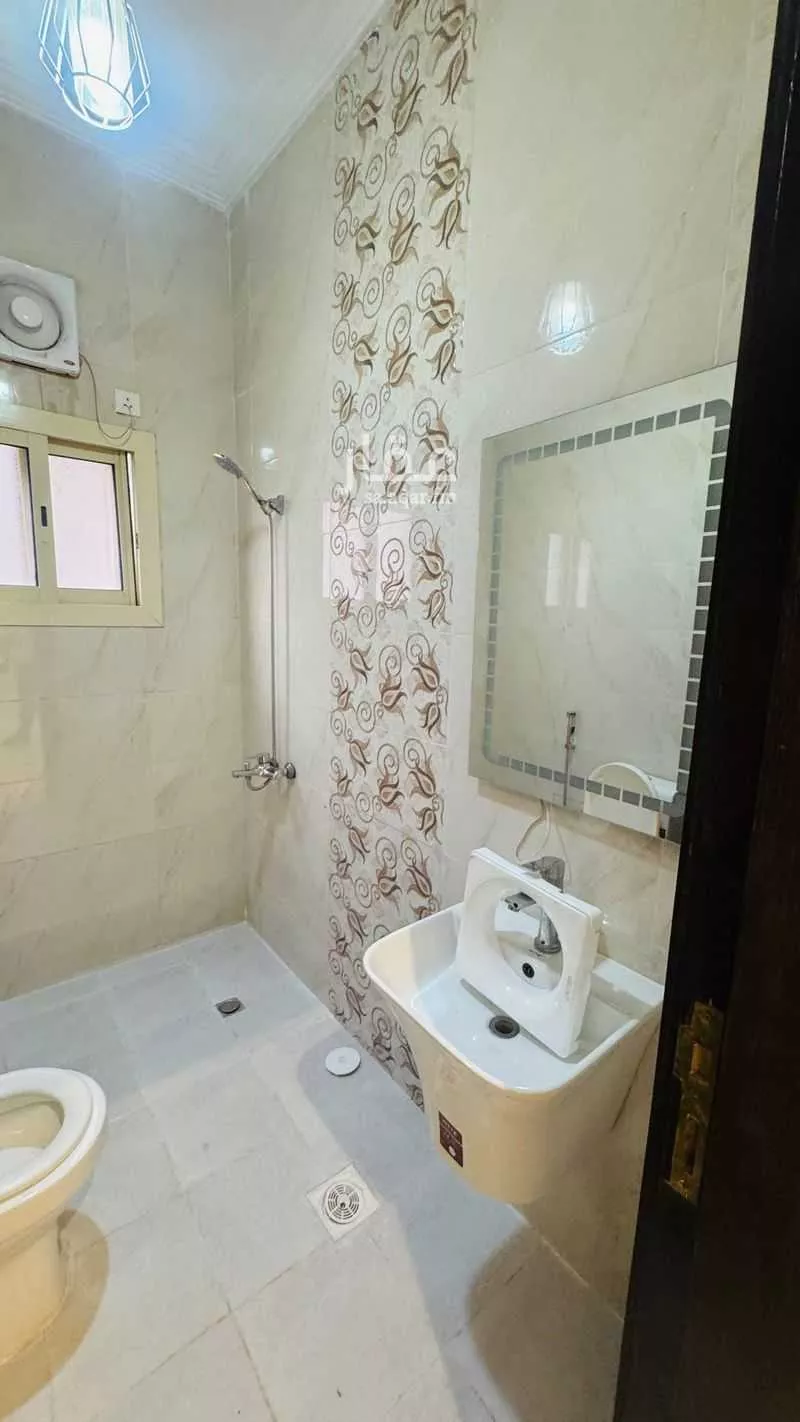 4 bedroom apartment in Ar Rayan, Jeddah 14