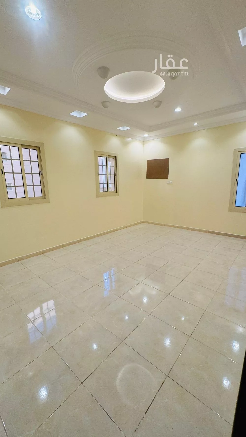 شقة 5 غرف في الريان 5