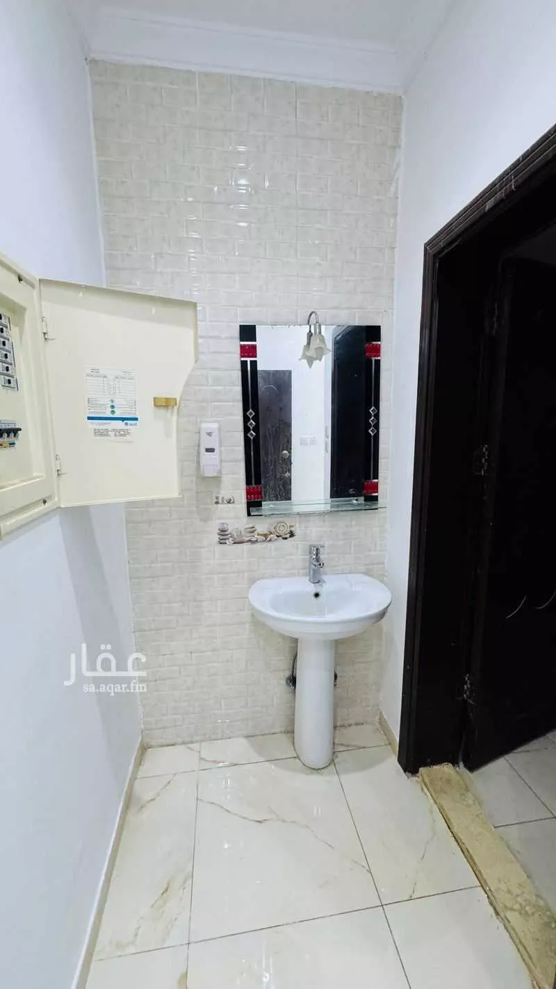 شقة 3 غرف في الريان 3