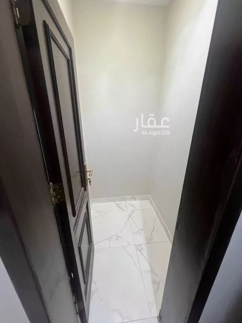 3 bedroom apartment in Ar Rayan, Jeddah 4