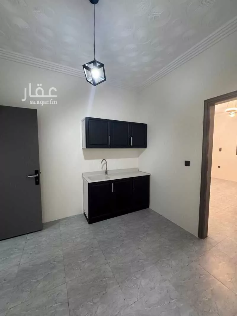 1 bedroom apartment in Al Rawdah 3