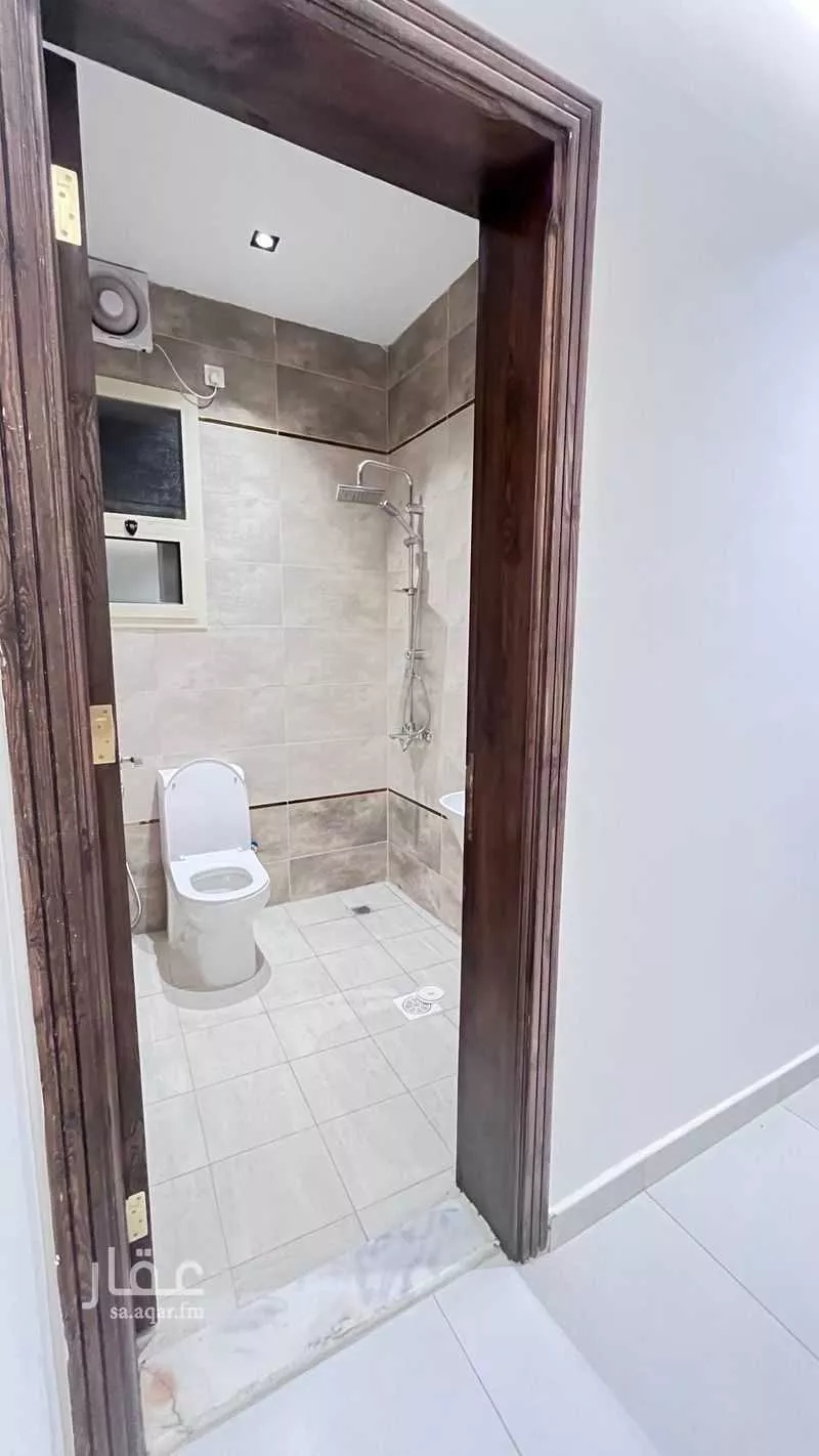 شقة 3 غرف في الريان 4